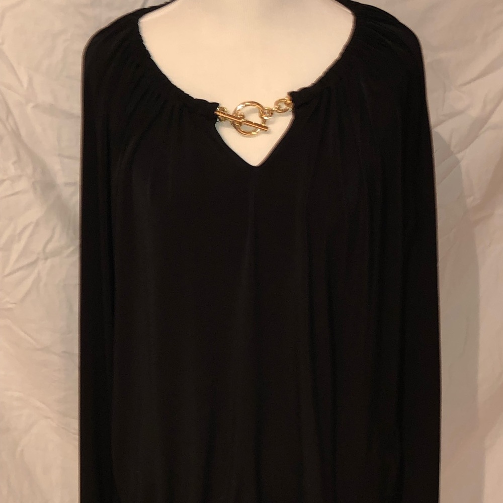 Michael kors long sleeved round neck shirt